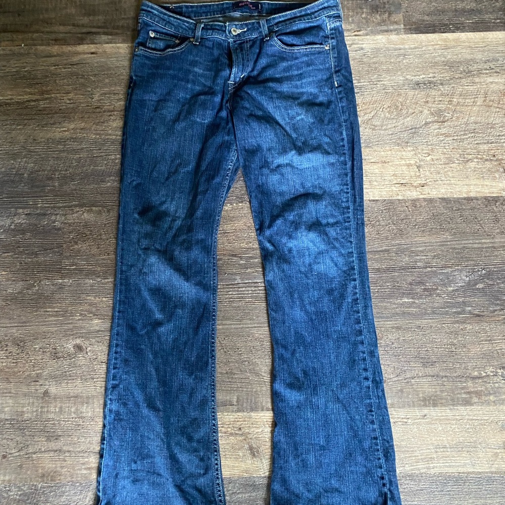 Levi’s 518 bootcut stretch jeans